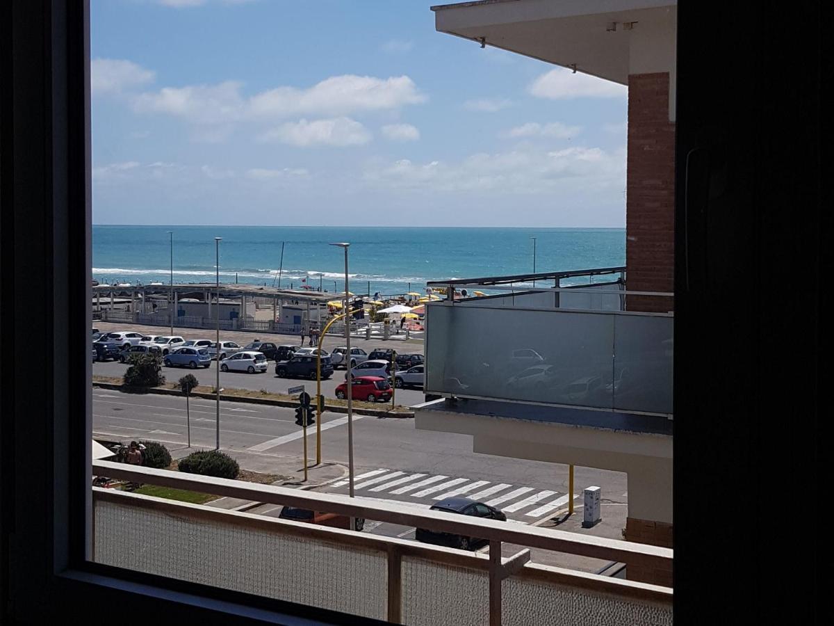 Sea View Daire Lido di Ostia Dış mekan fotoğraf