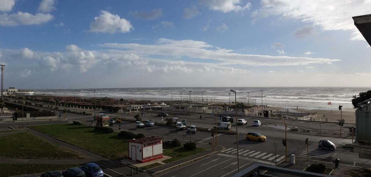 Sea View Daire Lido di Ostia Dış mekan fotoğraf
